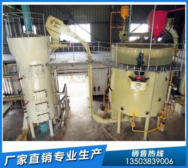 鄭州企鵝大豆油浸出設(shè)備賣瘋啦,什么原因?(圖1) 大豆油浸出設(shè)備